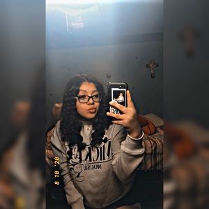 Meet your Posher, Ashley